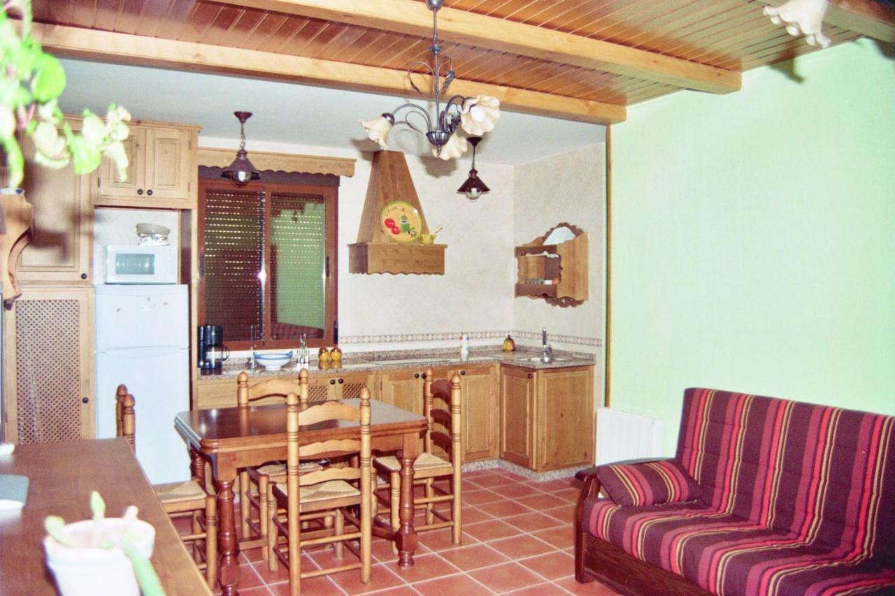 Apartamentos Y Habitaciones Rurales "El Corral" Canizares Dış mekan fotoğraf